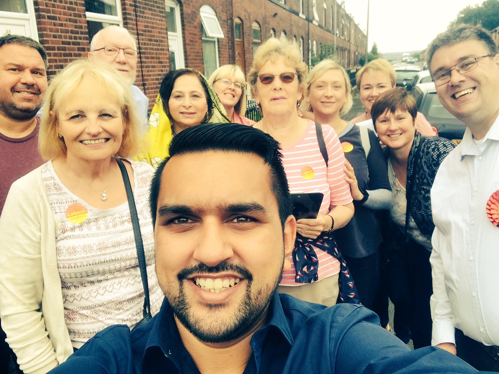 Brilliant Labour Army out around Pimhole today campaigning for our brill candidate @McGill4Eastward. Lots of support on the #labourdoorstep, by-election takes place on 16th August #gameon #labour #eastward <a href="/LabourSelfies/">Labour Selfies</a>