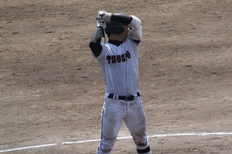 ゴ ー ち ゃ ん On Twitter やってきました 甲子園球場 津商業高校 がんばれー 津商 甲子園 Http T Co Y5pmirphfq