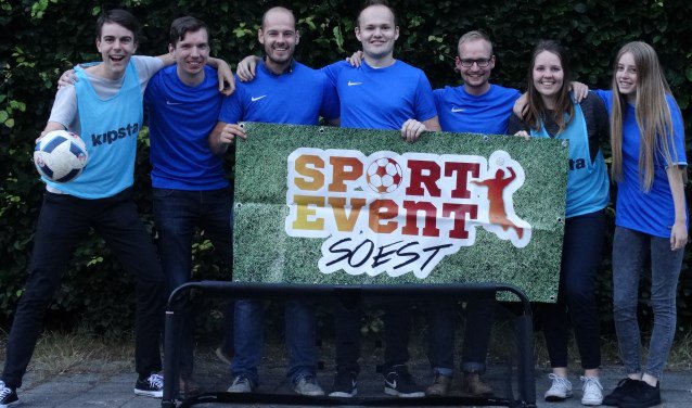Sport Event Soest: sport en spel in de vakantie SOEST In de week van 23 tot en met 27 juli kunnen kinderen op evenemententerrein De Eng gratis voor sport terecht. De Evangeliegemeente Soest en de Christengemeente Soest houden... twib.in/l/EBzEMkEA9xR5