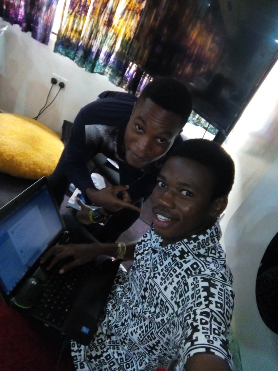 lollyx5102's tweet photo. Me and @daycrawller@forloopibadan...
#Developerparapo https://t.co/UtR9CWQDym