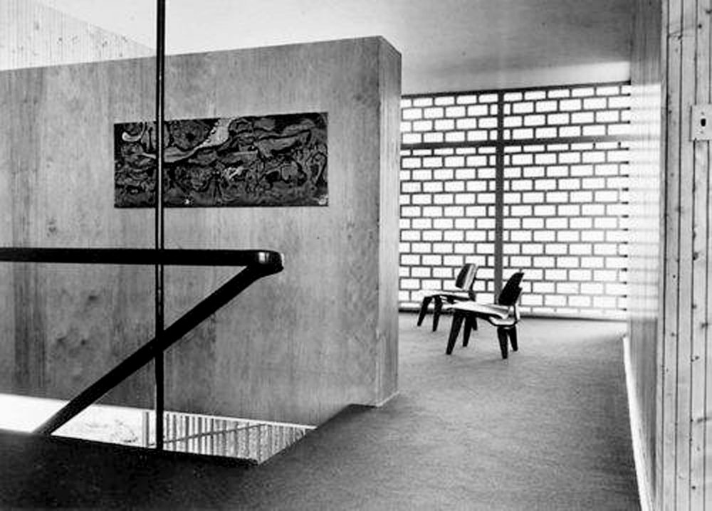 AGUA_architects's tweet photo. A quien modula, Dios le ayuda ... hoy en #100x100masterhouses la casa del arquitecto Oswaldo Bratke en Sao Paulo (1951) #Brazil  imagenes: Chico Albuquerque - vía: Oswaldo Arthur Bratke, ProEditores, São Paulo, 1997. https://t.co/o1ykP4VNaM