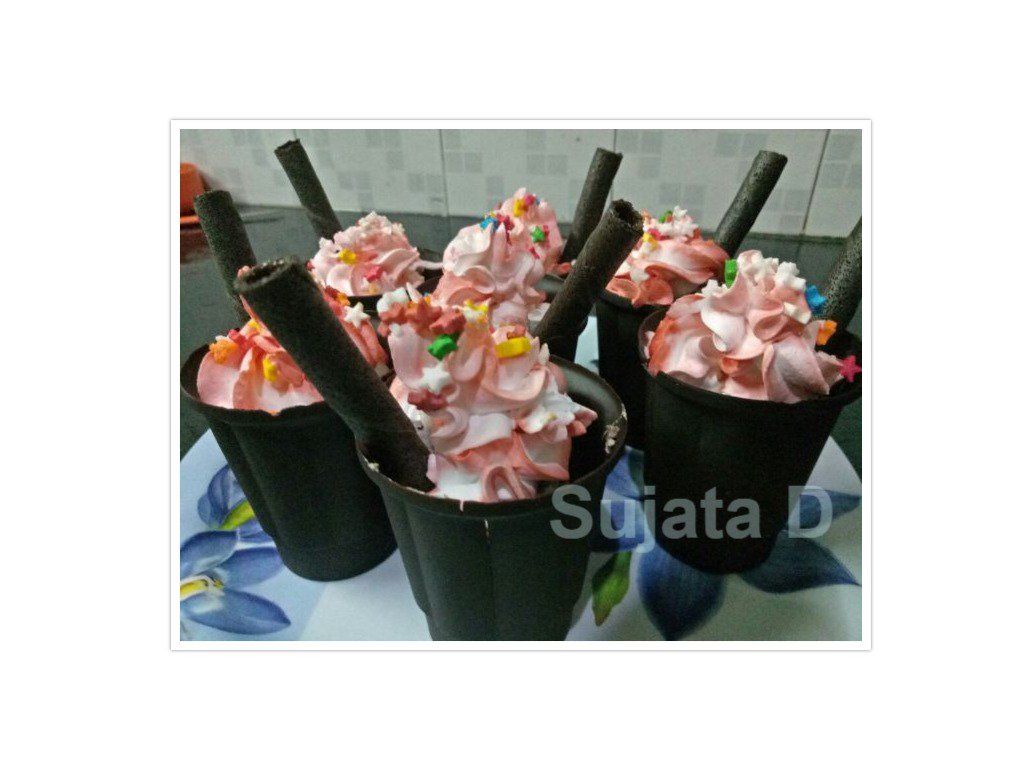 mysterioussu's tweet photo. @InfinixIndia I am Pro at whipping up Desserts & Clicking Drool worthy pics of them.
#InfinixHot6Pro #BroVsPro #provsbro #Contest #InfinixIndia
@AkashKoli30
@ssharda932
@Sagar14Naik
@ajinlalk
@ravimoon64
@pinakiranjan21
@montu13713
@chandra_mani38
@Manjeet_Contest
@ilikenikki2much https://t.co/TOicdl9vxE