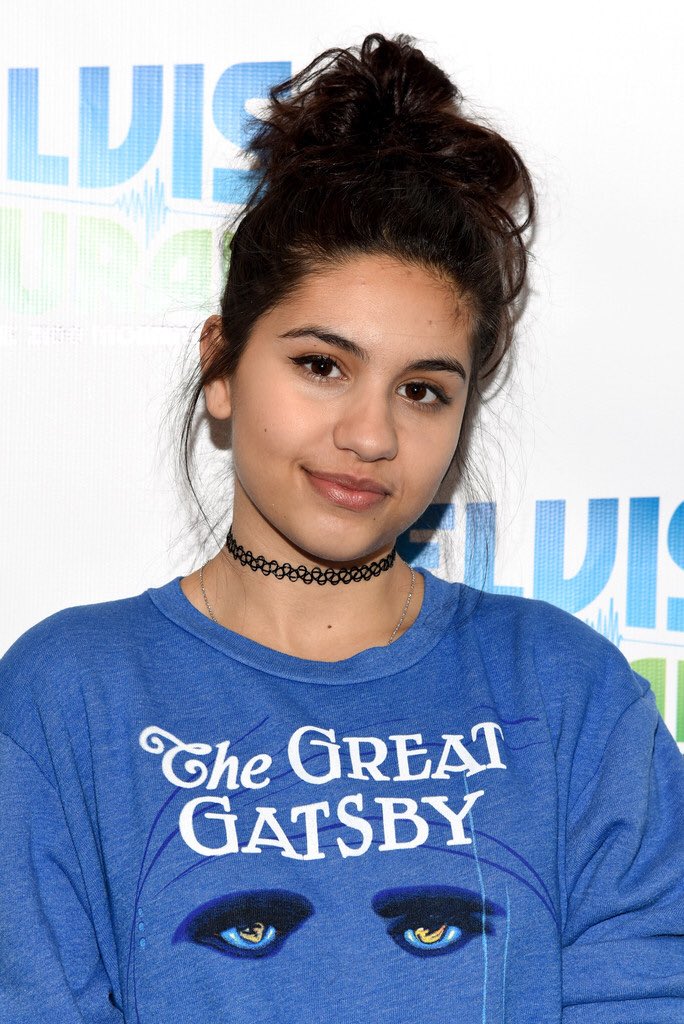 arielkazer's tweet photo. Ok, ok, I think I just found my #doppleganger @alessiacara https://t.co/jlFH19MSOy