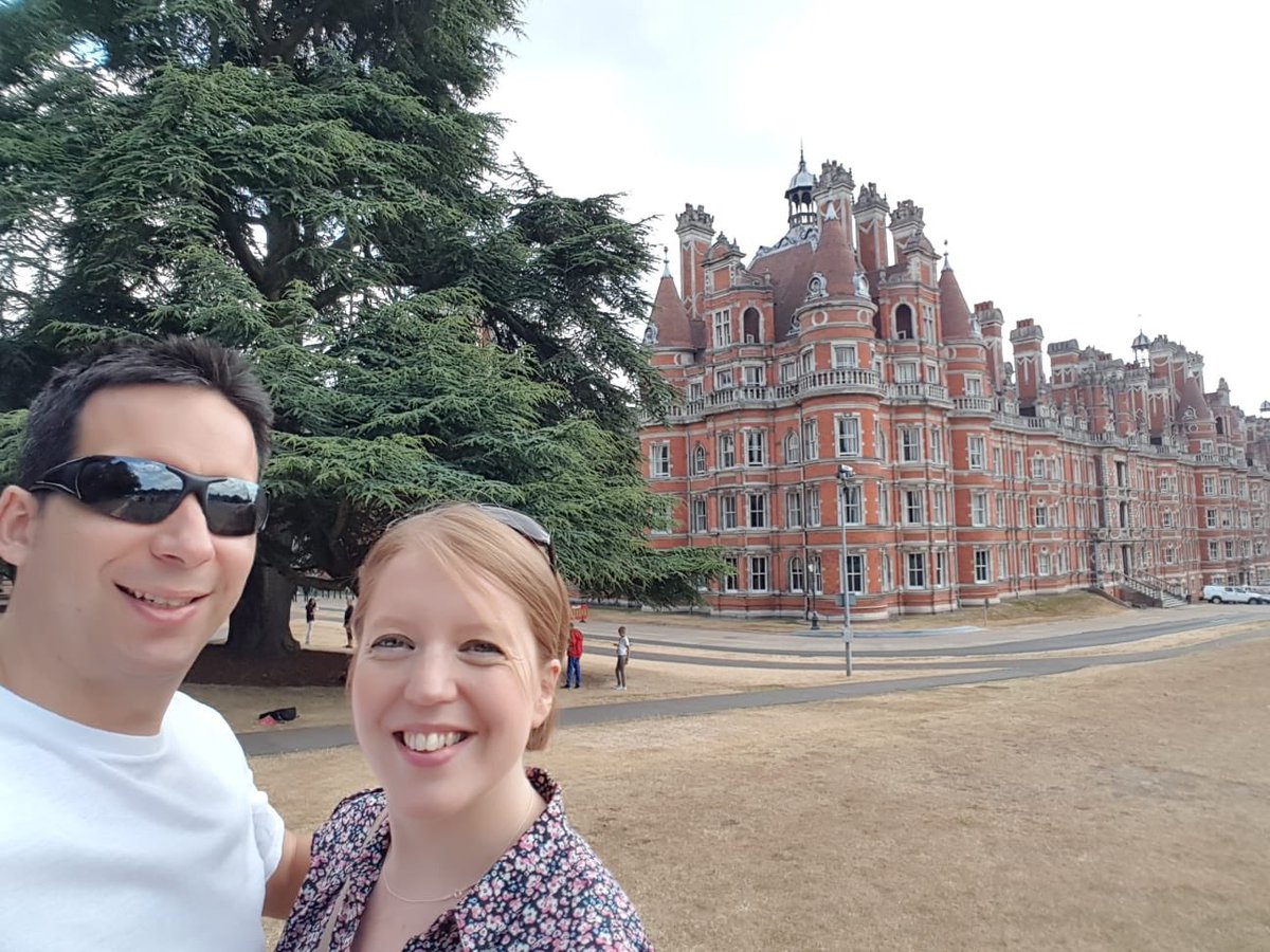 birdo78's tweet photo. Nostalgic trip to @RoyalHolloway today. Nearly 20 years since I was here and Founders still looking fabulous. https://t.co/rgb4yP9ufv