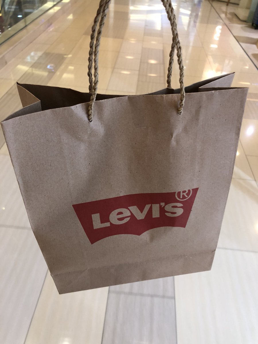 choconini_'s tweet photo. Yayy bought more #LEVISxKAI 👻 https://t.co/KDlb739W4g