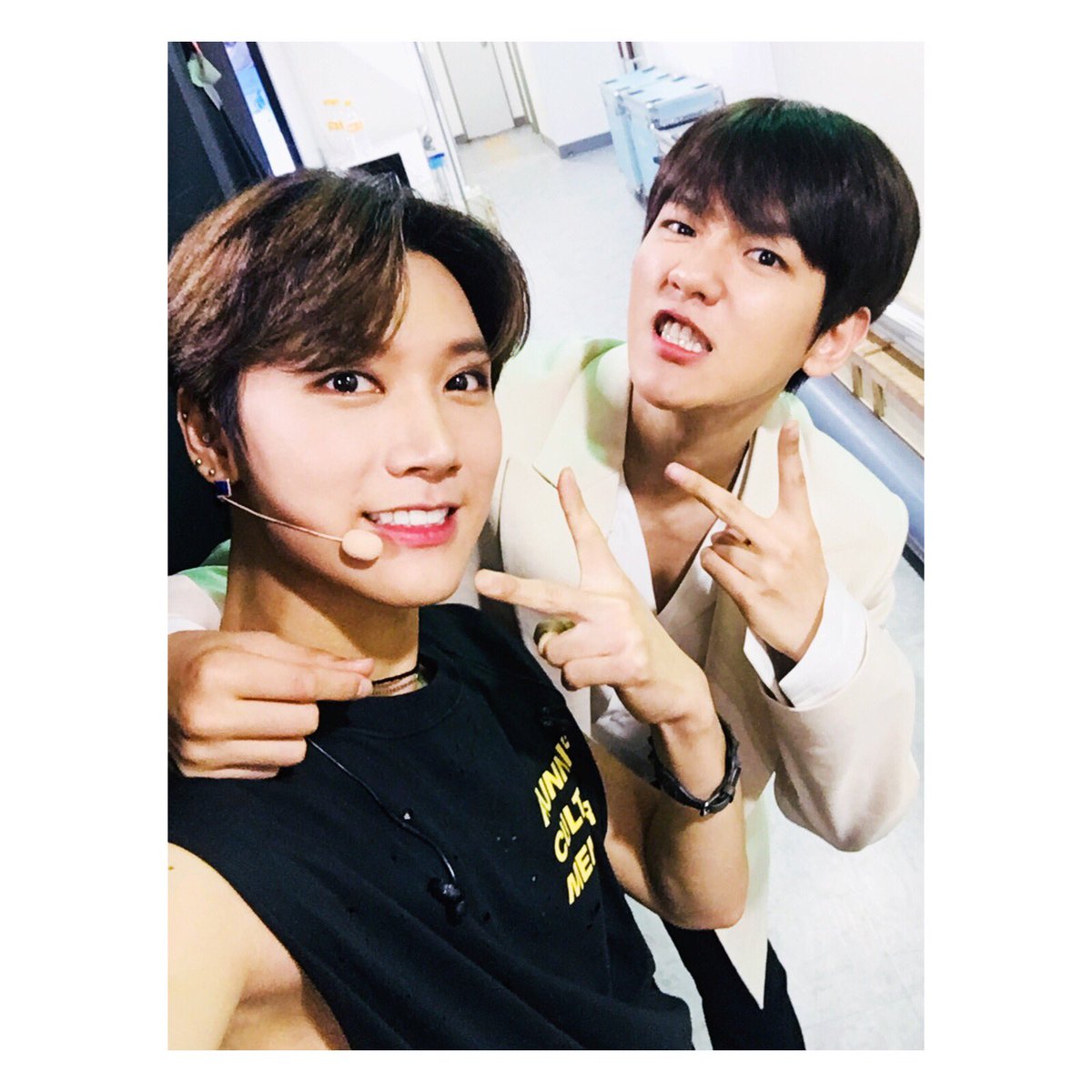 NCTsmtown's tweet photo. 백현형의 무대는 너무 달콤달콤 했어요 앞으로 형처럼 로맨틱한 무대 꾸며보고 싶어요! - 10

#EXO #NCT https://t.co/YqRTBR2eMa