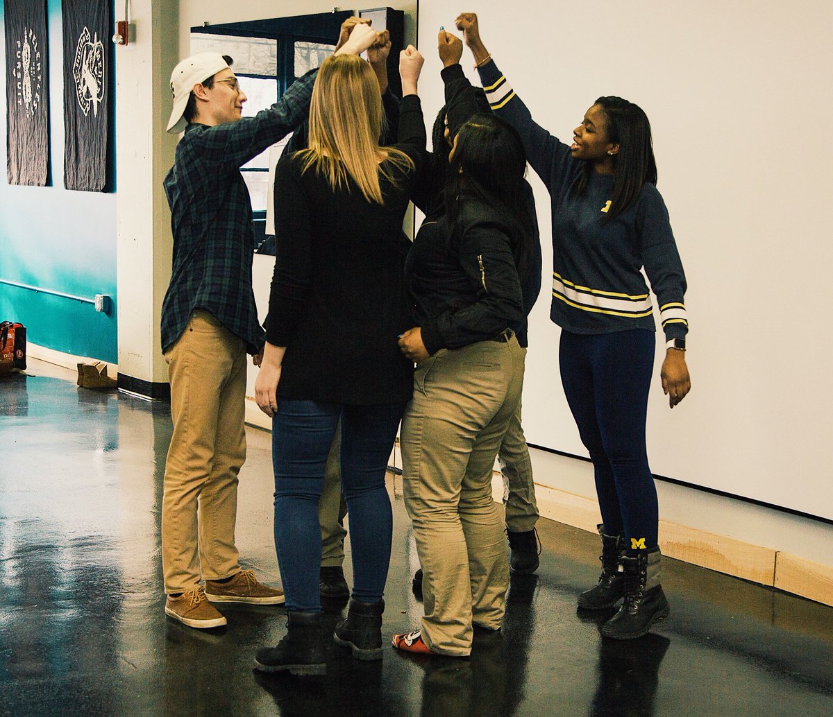 MERITGoodness's tweet photo. Teamwork makes the dream work! With our incredible people by our side and in our huddle, who knows what we'll succeed!? #MeritTeam #FATEProgram #DetroitisOurs #futureisbright https://t.co/dDEOFR9ZZz