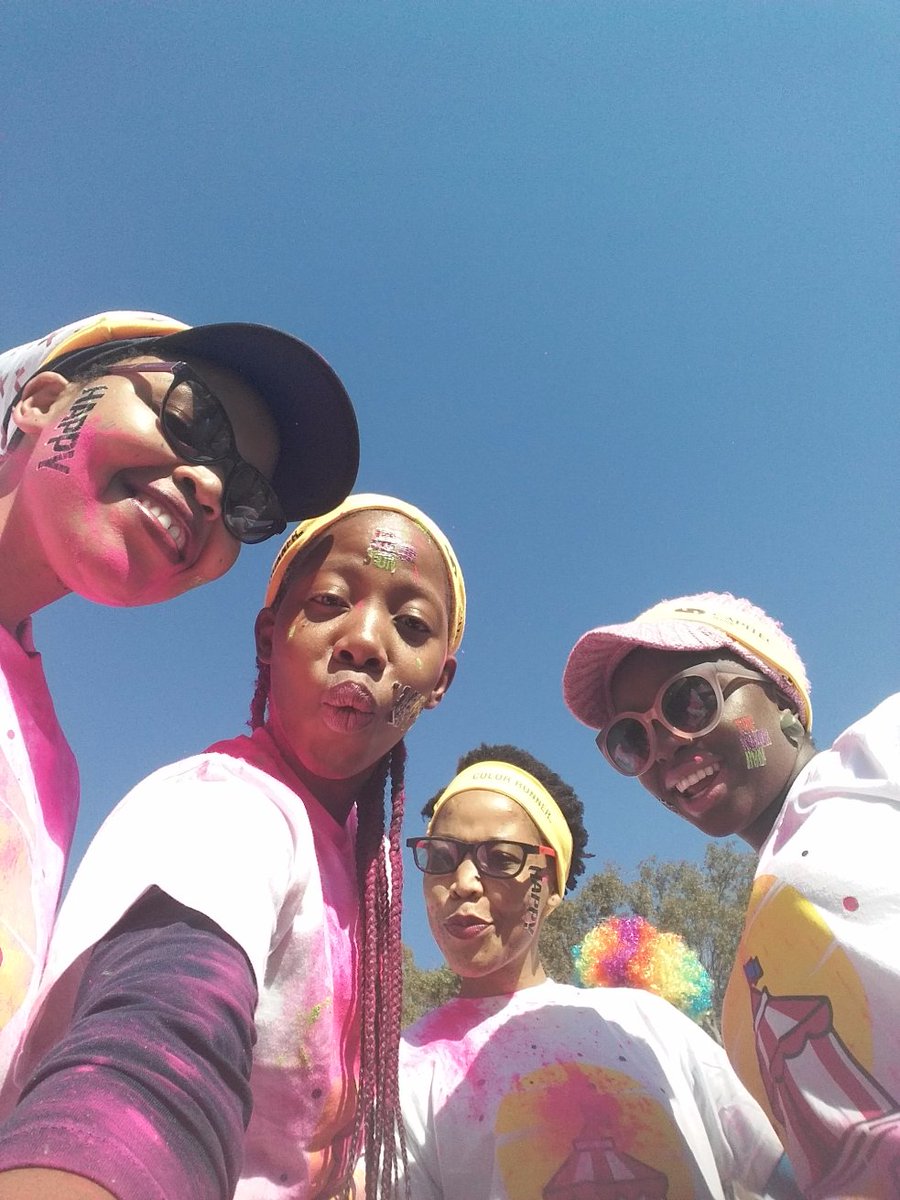 w3mercy's tweet image. #TheColorRunSA #Happiest5k