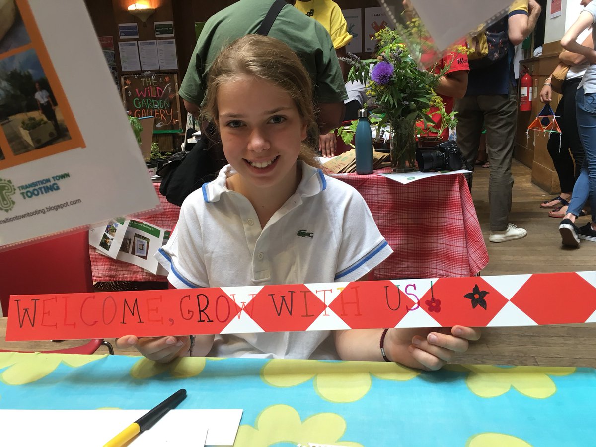 tttooting's tweet photo. 2 hours in at @LondonNPC Fair. So many good conversations! Lots of new #SignsofWelcome! Come & sign up for prize draw! #Greener #Wilder #Healthier @CARAS_LDN @Craftivists @WorknPlaySouth https://t.co/XEbDnTcbhC