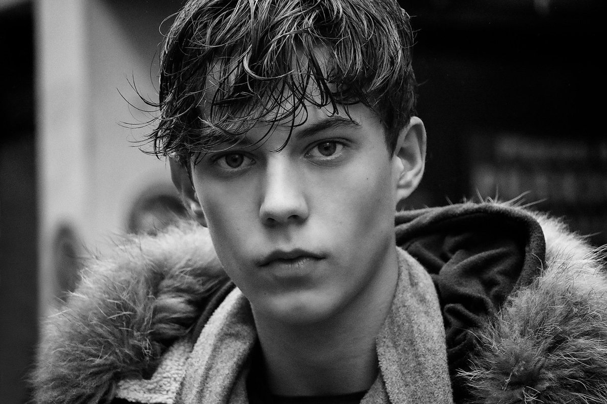 StudioFremont's tweet photo. Asmir Besic 💥 .
Credit Photo: @sebastien.fremont.photo
#frenchphotographer #fashionphotographer #SebastienFremont #model #fashionmodel #photographer #youngman #manmodel #newface #modelagency #malemodel #Sacai #DivaModels #asmirbesic_ #AsmirBesic #MaleModels #blackandwhite https://t.co/RD3AywJgwc