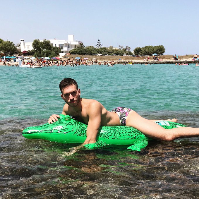 2 pic. Vacation in #puglia #holiday #gay https://t.co/zCSB0zWBuu