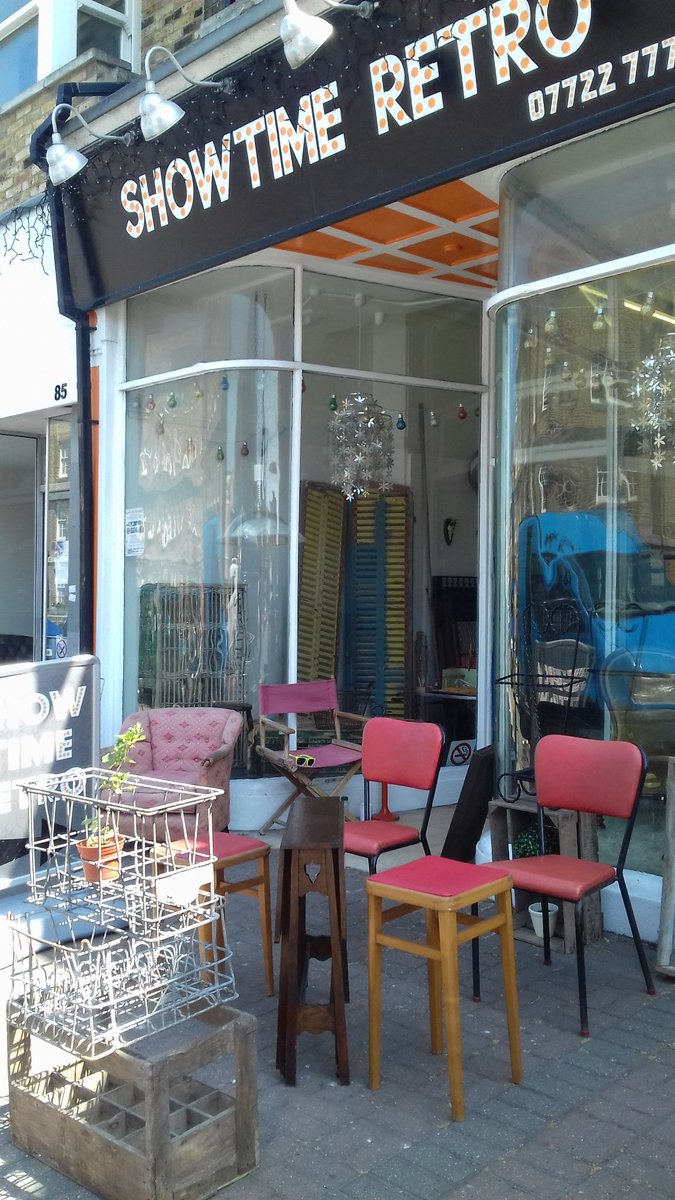 ShowtimeRetro's tweet image. Pop by for a #retro rummage! Open. Opp. Sea Bathing Hospital 🌞#Westbrook #Margate #Cliftonville #Industrial #vintage #antiques