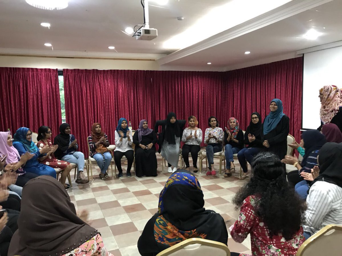 wdmaldives's tweet image. A special thank you to MP @AnaraNaeem for joining us this evening as our guest of honor and for conducting the session on Women's leadership and islam. #Session9 #WiP4
