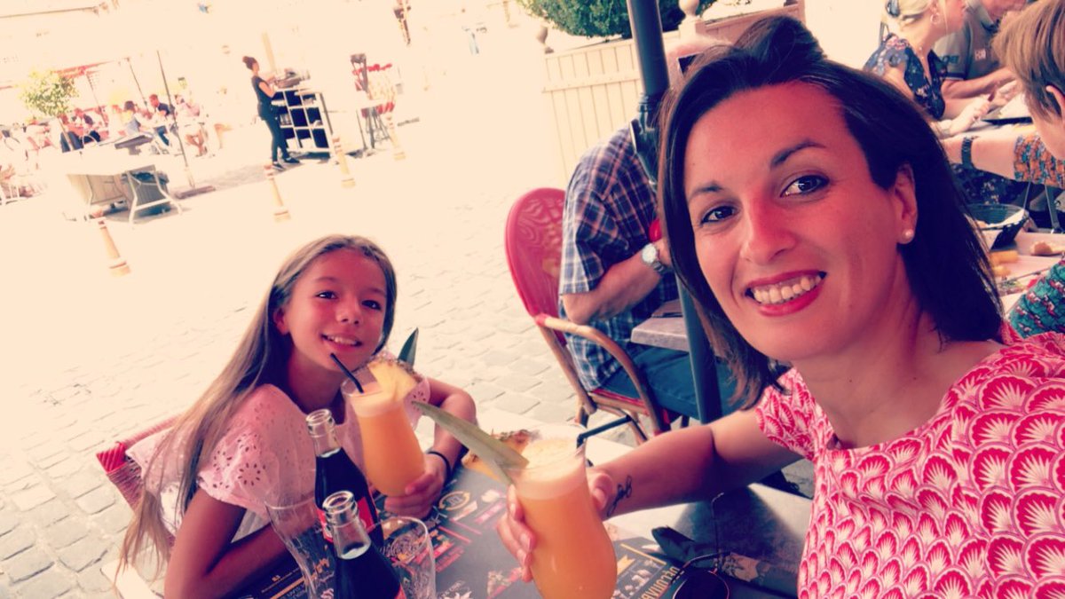 AitMadiVirginie's tweet photo. Merci au Garden Ice pour son accueil et son repas offert, on a passé un excellent moment #Charleville #PlageDucale #PronoCDM https://t.co/PkECZFIuZd