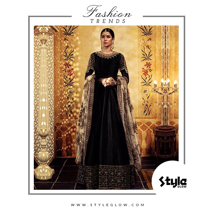 styleglows's tweet photo. Follow @styleglow for fashion alerts. Check out the latest #bridal #dress designs for year #2018 by #styleglow #paksitanifashion #paksitanifashionblogger #fashionblogger #fashiontrends #lahore #islamabad #printedshirts #model #karachi #pfw #pfdc #girls #summer #wedding #event https://t.co/LsA6mBpvLZ