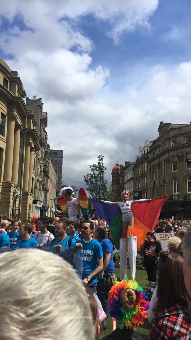 thatmuseummuse's tweet photo. Awesome #NorthernPride parade! #NewcastlePride https://t.co/tpo1D3YdVB