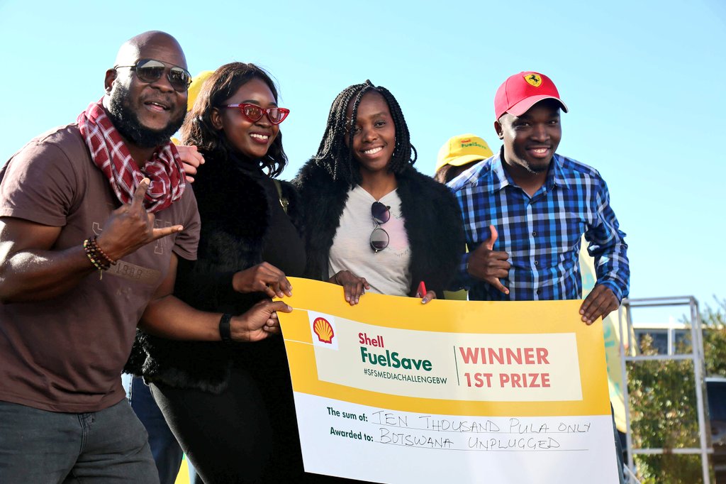 UnpluggedBW's tweet photo. Breaking; @UnpluggedBW are the #SFSMediaChallenge champions. A return trip from Gaborone to Mahalapye we made a top up of only 4.1L of fuel courtesy of @VivoEnergyBots. P10K for the team and another P10k for charity of our choice. #botswanaunplugged https://t.co/VNdVktOUC0