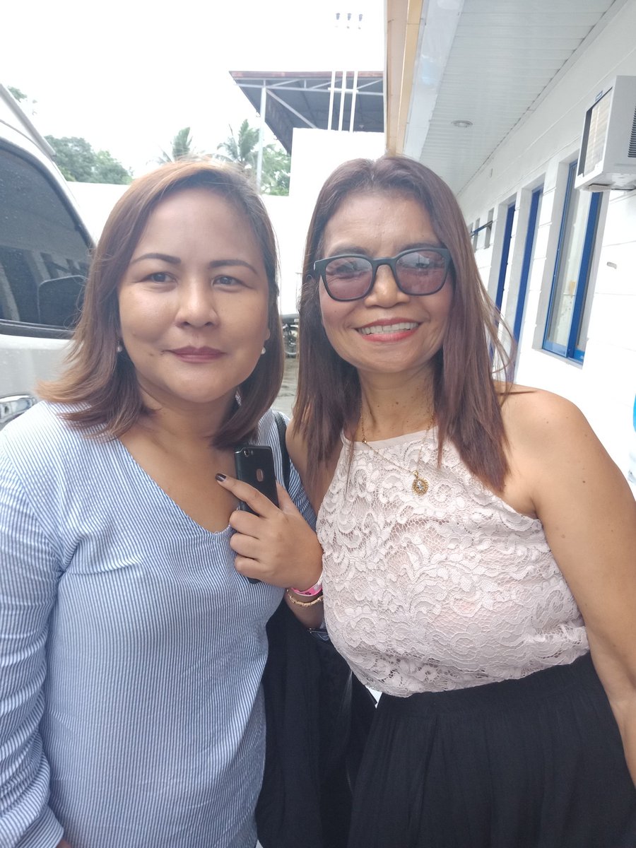 iamcessyxxlove's tweet photo. My mom with JM's family. 😊❤ Salamat po sa love &amp; support kay JM! 😊

#ShadowDaysAreOverJM https://t.co/BibdZVZSE4