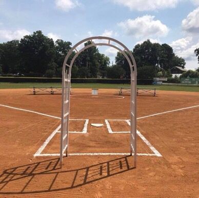 BasebaIlKing's tweet image. Imagine this wedding ⚾️😍