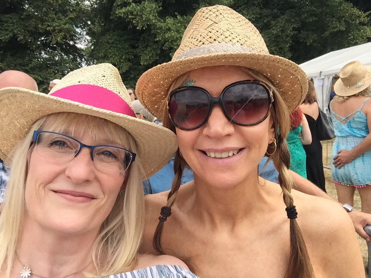 tmd2205's tweet photo. Shout out to Karen, Tracey and molly enjoying Pimms o clock at #Splendour2018 https://t.co/gNdAqAEs4h