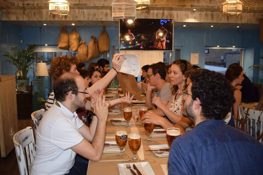 We already miss our students 3.0! As usual, there was a bit of time for relaxation after the lessons. 😎🎶
#AirasNunes18 #ChamberMusic #MúsicaDeCámara #Masterclass