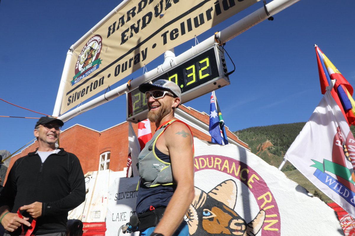iRunFar's tweet photo. Jeff Browning (@Patagonia) wins the 2018 Hardrock 100 in 26:20:22. https://t.co/XyFI80JBBD #HR100 https://t.co/blZv5IIbQJ
