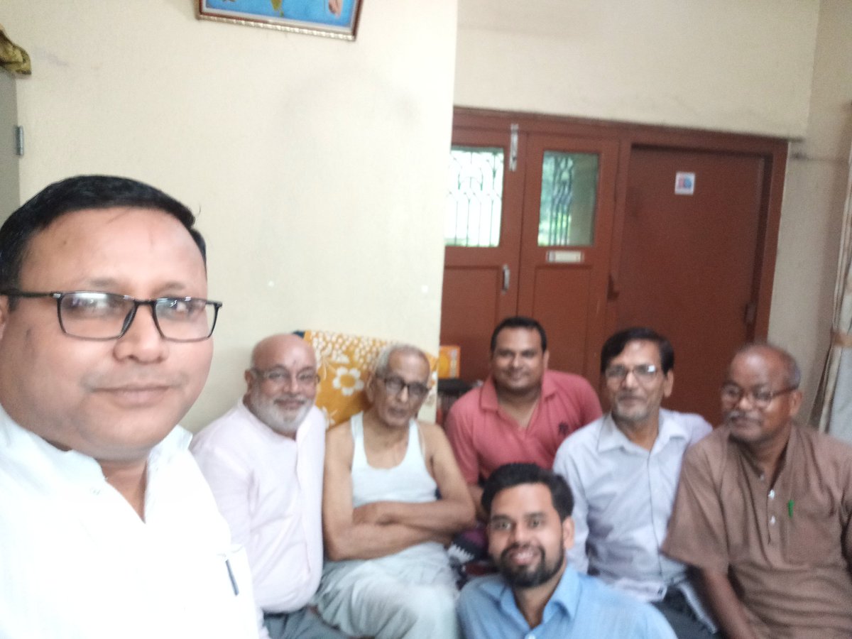 Amitava_BJP's tweet photo. On 21st July Me with Kishor meet with Sj. Keshab Rao Dikxitji my inspiretion and gurdians also . #OneLifeOneMission https://t.co/G20UCLCJtl
