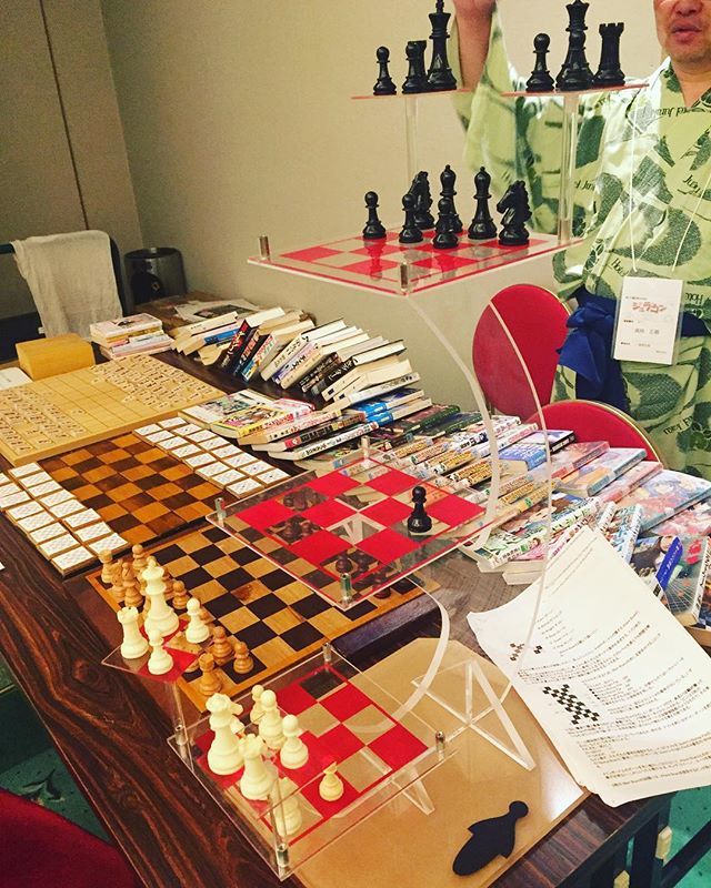 taujun's tweet photo. 三次元チェス。 #juracon #sf57 #日本SF大会 #ジュラコン #chess https://t.co/oqw3BgBFgX https://t.co/uDQH3QLYDW