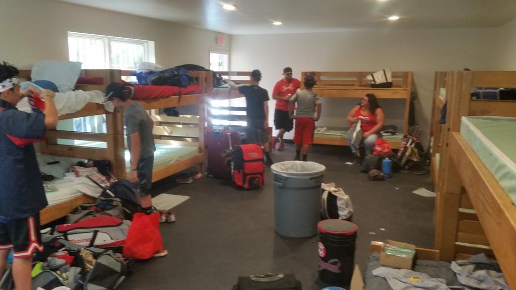 PMCoachFras's tweet photo. #bunklife https://t.co/aNh7fAuxD7