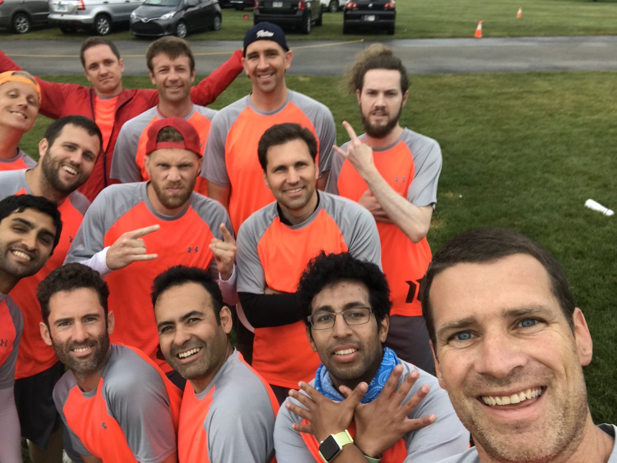 Day 2! Another game time arrival &amp; selfie. We’re down Flakes and Kevin but spirits remain high. Take half 8-4, starting on O out of the half. 

#KeepItBreezy
#HazMatHiRes
#TexasTexasYeeHaw