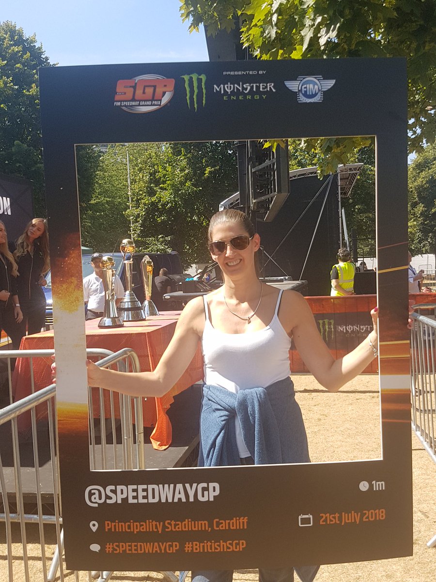 tjones129's tweet photo. #SpeedwayGP https://t.co/jtu9yPUdKl