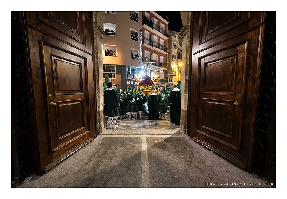 Domingo de Ramos 2018. Una tarde pasada por agua. La <a href="/StmoEsperanza/">Cofradia Stmo. Cristo de la Esperanza</a> se mojó.

Fotos en: jmartinezreyes.com/murcia-semana-…