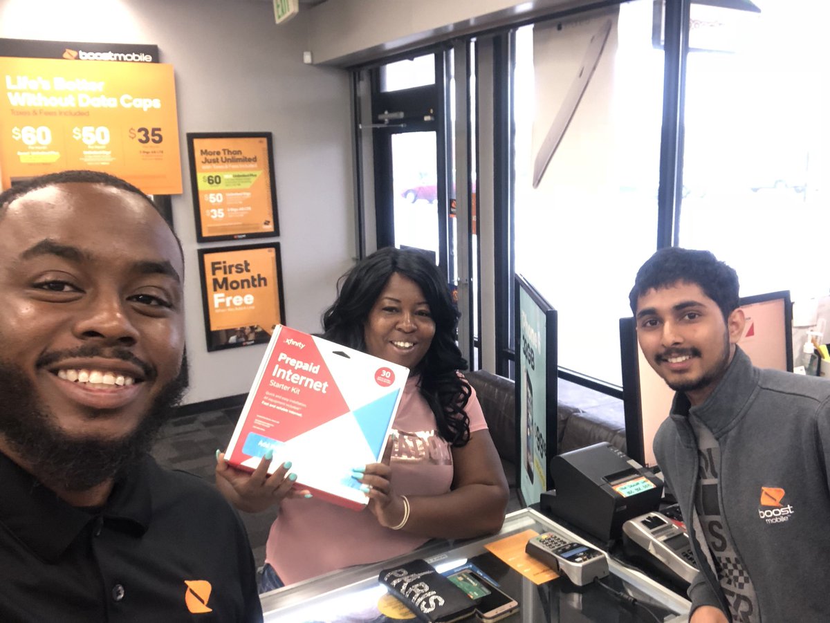 MarkusBmoreSpg's tweet photo. @Xfinity_Craig would be proud to know that his training was utilized to add XFinity Tv to this Boost Mobile customer’s account as initially she was only inquiring about internet for her home #GoBoost #BoostMobile #XfinityPrepaid https://t.co/tbE25cs4RU