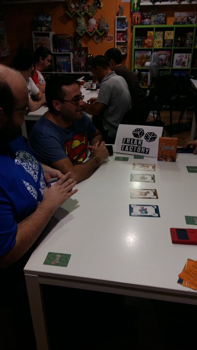 CluFreakFactory's tweet photo. Noche de Juegos en El Cónclave de Piedra, Tienda Asociada a Freak Factory, con Demostración del Juego Mascotas de Átomo Games. 

Muchas Gracias por venir 😊

@CluFreakFactory 
@Tienda_CdP 
@atomoeditorial 
#Mascotas
#ClubFreakFactory 
#JuegosDeMesa https://t.co/VOfjO532X2