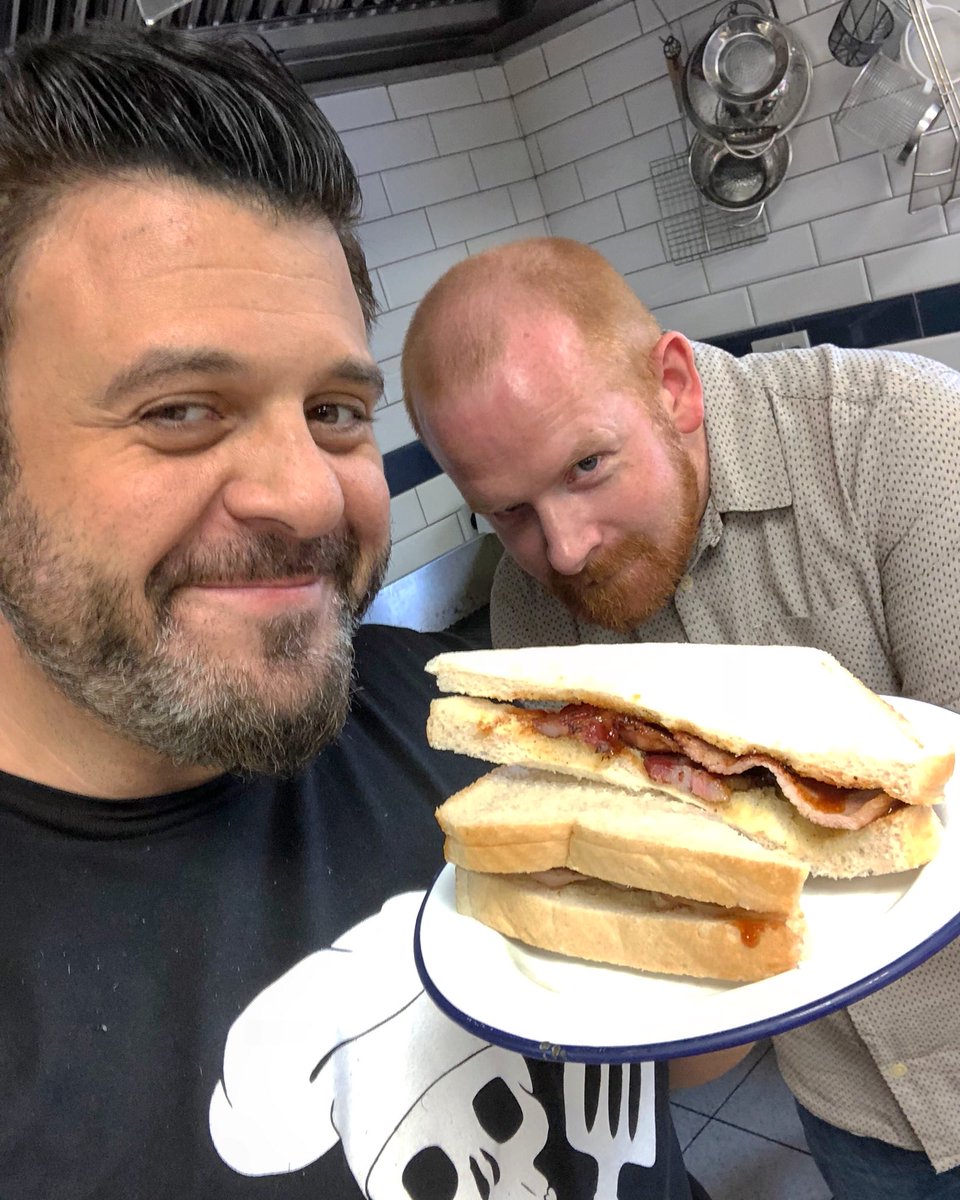 Adam Richman tweet media