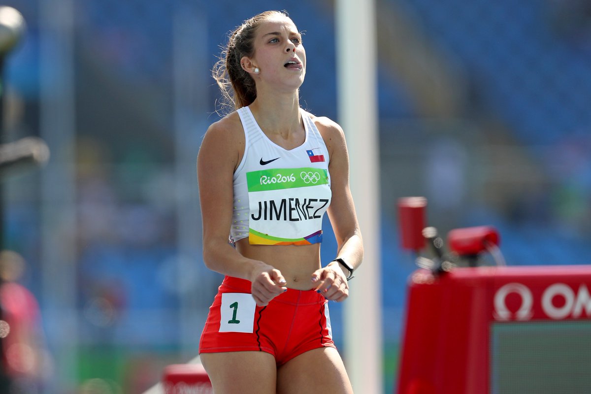 INDChileOficial's tweet photo. Con el primer lugar de Isidora Jiménez en 100 metros planos con 11,27 segundos, comenzó la actuación de Chile en los Panamericanos Universitarios Sao Paulo 2018. A ella se sumó el oro de Francisco Muse en jabalina y el bronce de Mariana Garcia en martillo #ChileCompite #LDES2018 https://t.co/i9vkSPiPMQ