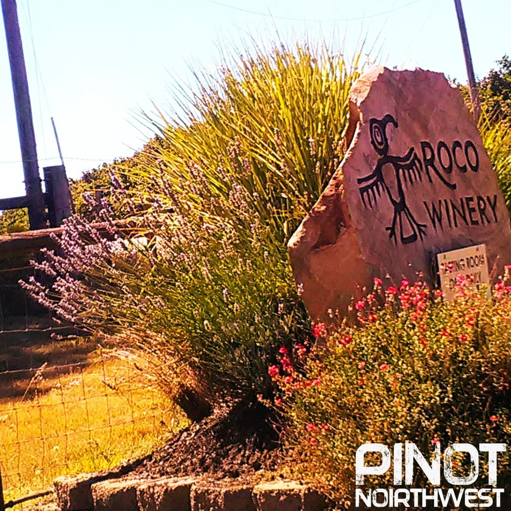 PinotNoirTHWEST's tweet photo. #PinotNoirTHWEST #AdventuresInNewberg #Wine #WineTasting #Wineries #NewbergOregon #WillametteValley #ChehalemMountainAVA #RocoWinery #Roco #DayTrip #IWasOnCrutches #SummertimeWineTasting #OregonWine #Cheers https://t.co/AhaCly6dzT