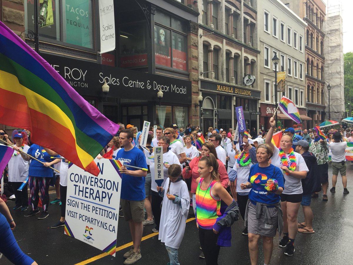 macdonald_erika's tweet photo. Proud to walk in my first ever #HalifaxPride2018 with the @nspc family today! https://t.co/Y688EzaTMw