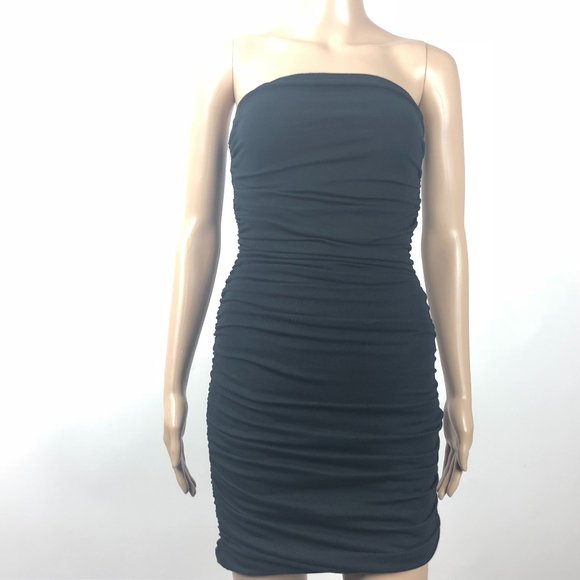 So good I had to share! Check out all the items I'm loving on <a href="/Poshmarkapp/">Poshmark</a> from <a href="/classyvintage1/">Marie Heist</a> <a href="/becksrelics/">Becksrelics</a> #poshmark #fashion #style #shopmycloset #coolcat #vintage #express: bnc.lt/focc/RTp7MmDv9N