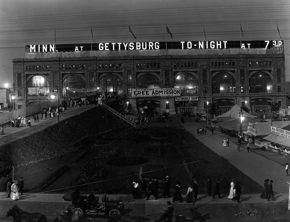 mnstatefair's tweet photo. “As a compromise between the serious and the trivial, a grand exhibition of fireworks, ... took place in the Grand Concourse every night.” From “A Night at the Fair” by F. Scott Fitzgerald, published July 21, 1928. (Potter - Hibbard Photo Co., Minneapolis, 1909) #FairPhotoMemory https://t.co/3lCd0UK092