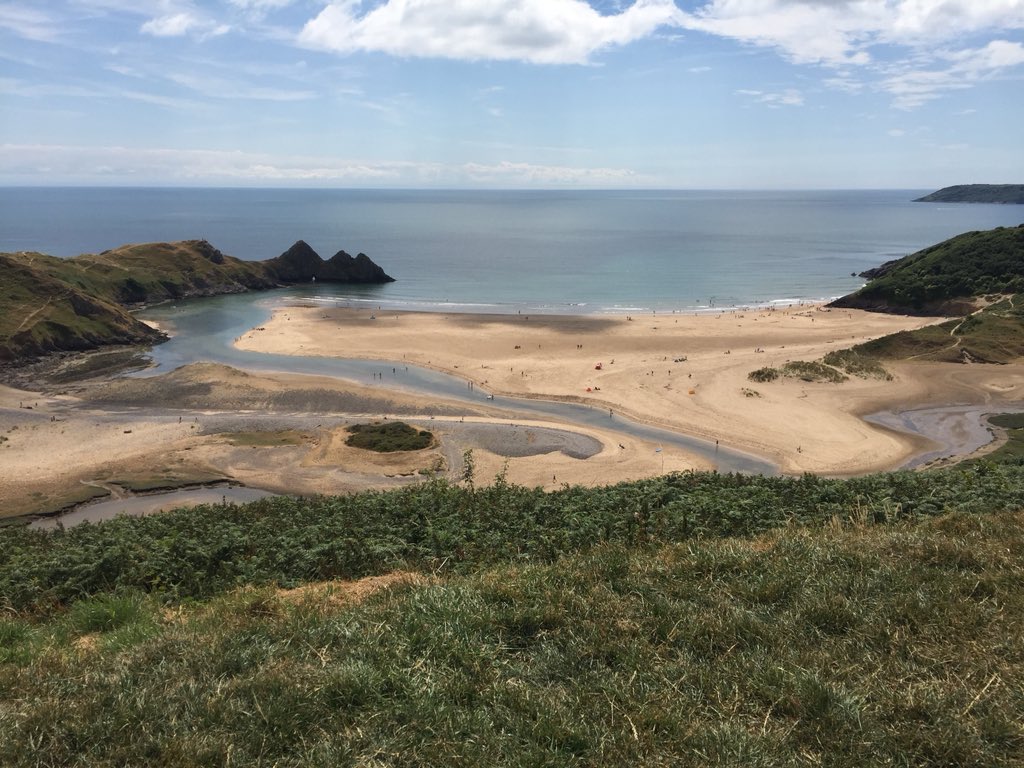 Royal_Marine_LW's tweet image. Beat this, go on!! #threecliffs #gower #swansea it’s hard growing up in paradise!