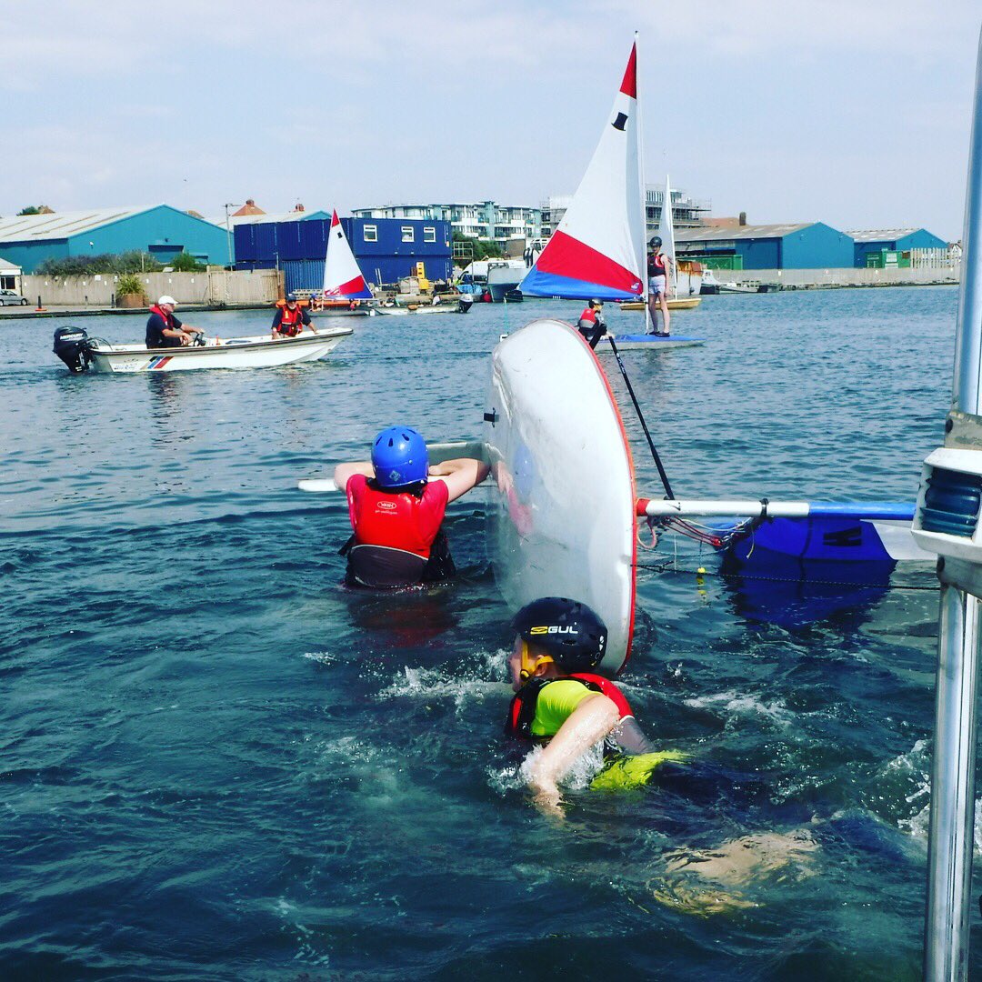 2260Sqn's tweet photo. What an amazing summer to try out some Watersports! Today we travelled to Hove and Adur @SeaCadetsUK to learn how to sail... and we get to stay overnight to do more tomorrow! #whatwedo #watersports @HantsIOWWing @SWRegionRAFAC @RgComdtSW @ComdtAC https://t.co/qRXLYbhdrE