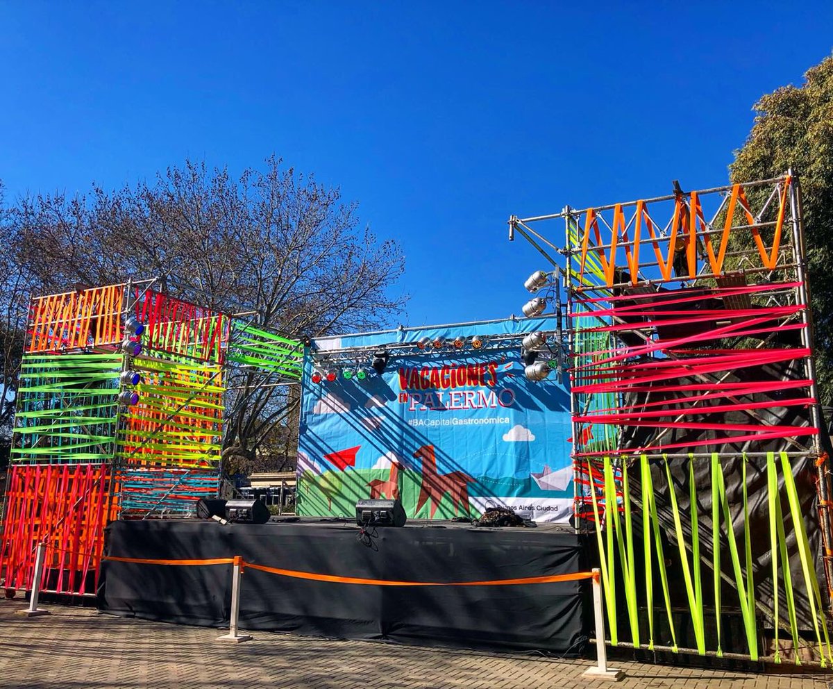 hipalermo's tweet photo. ¡Las vacaciones están en Palermo! 🙌🏽
Tenemos todo para que los chicos no paren de divertirse. Vení al Hipódromo de Palermo y disfrutá con ellos 👨👩👧👦
#VacacionesenPalermo #CiudadVerde #EcoBici #RecicLab #FundacionBomberosArgentina #ShowsInfantiles https://t.co/GFZfD2EYvj