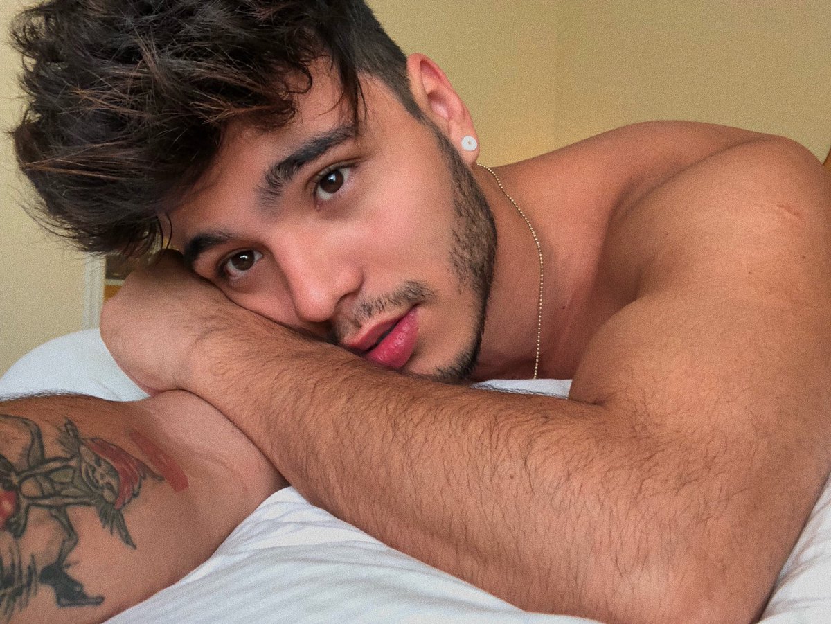 villalobossebas's tweet photo. buenos días https://t.co/CyIaw7NH3J