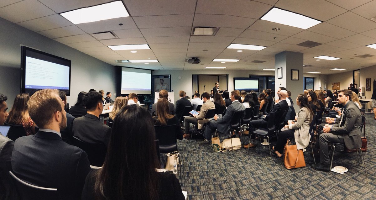 Day 1: At the National Osteopathic Student Caucus (NOSC) with COGSP we discussed the submitted resolutions sent to the AOA House of Delegate before they reach congress!!! Check out the resolutions: drive.google.com/open?id=0B8gUv…
#somainchicago