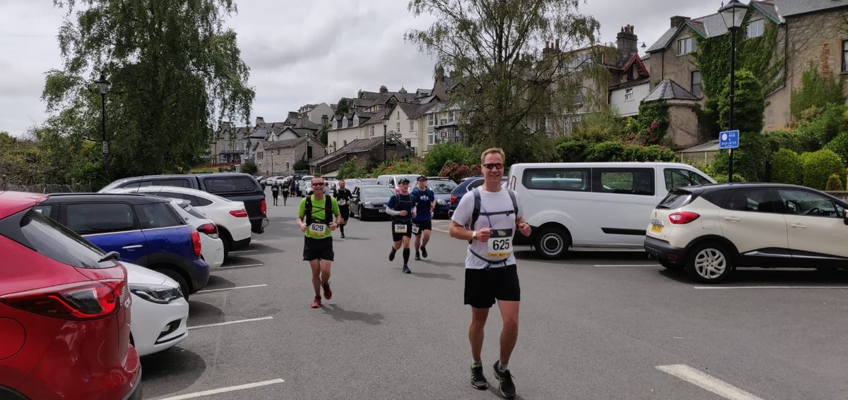 tladotco's tweet photo. Five hours in, 35k done and the team are still going strong 💪👏 🏃‍♂️ #MANvLAKES @NSPCC https://t.co/pkyI7Ms4f7
