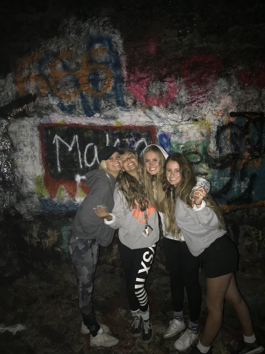 honestly has been the best summer w the squad 🙌🏻❤️