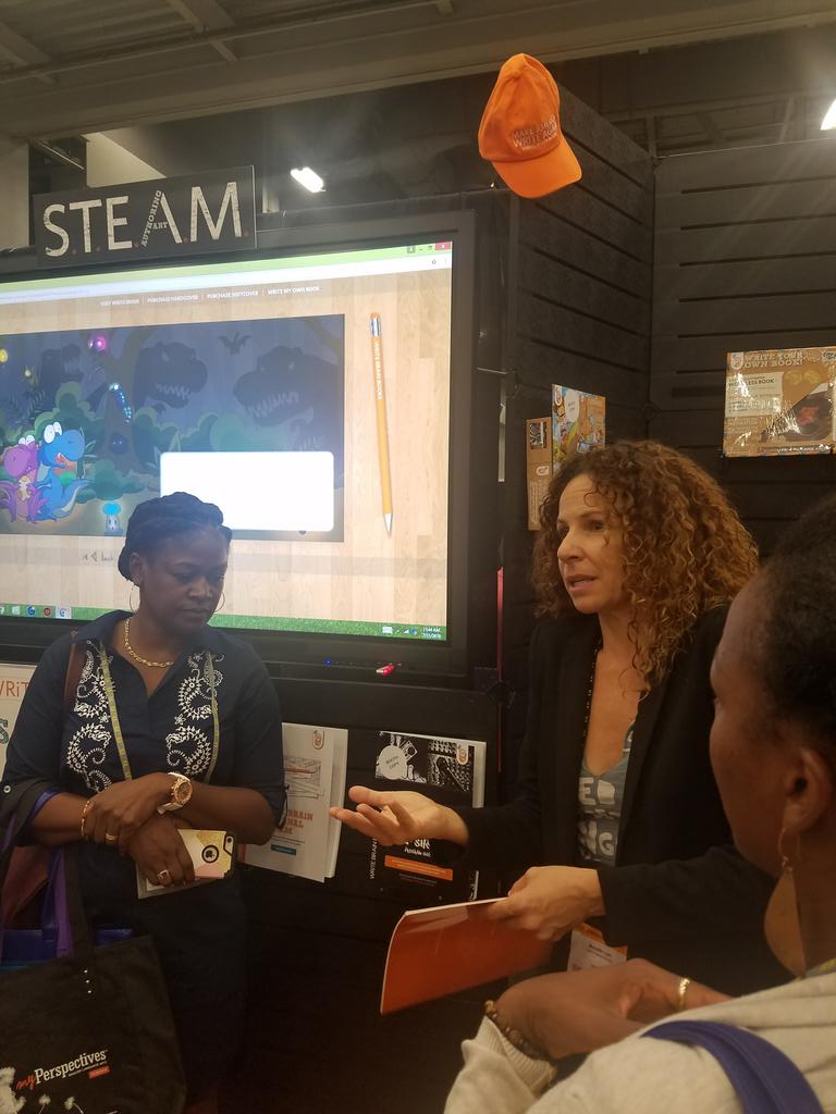 AustinISDLibs's tweet image. Children as authors! #writebrain @AustinISDLibs #ILA18