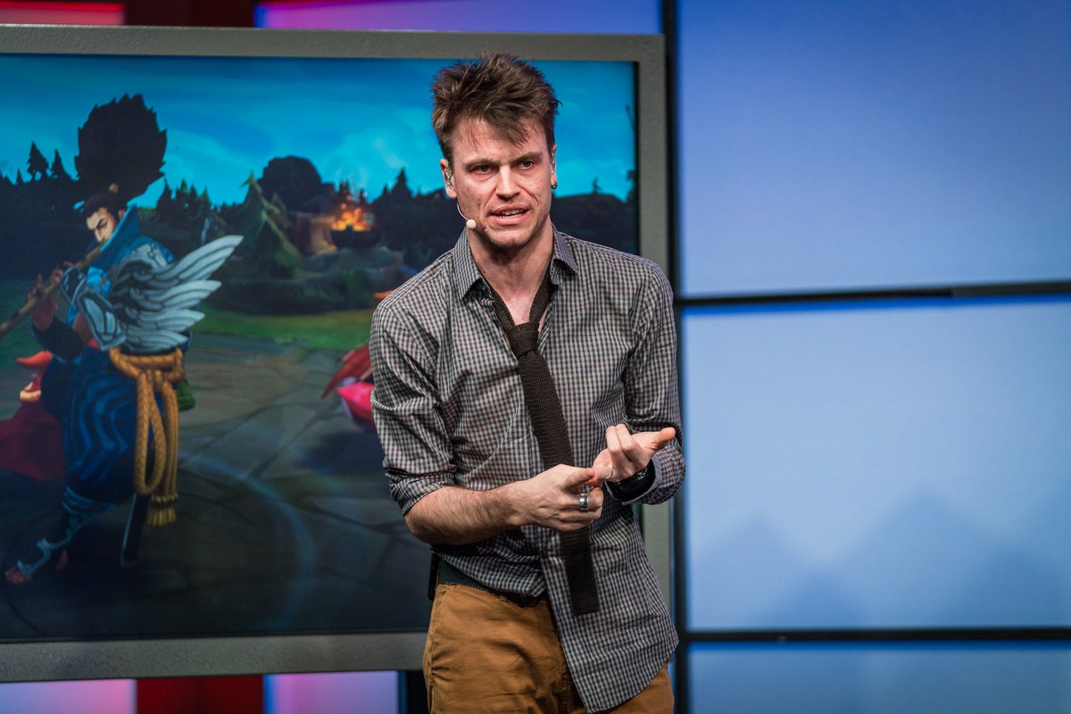 Quickshot's tweet image. The pressure to keep finding mind blowing #QuickStats got to me. 
I cracked, I&apos;m sorry #EULCS

More photos on my Instagram.
instagram.com/p/BlgC9Gjlhh_/…