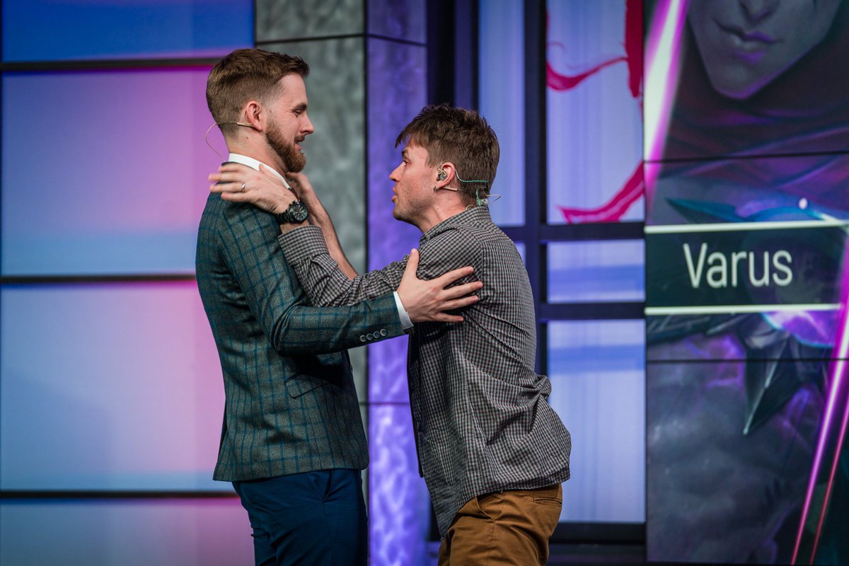 Quickshot's tweet image. The pressure to keep finding mind blowing #QuickStats got to me. 
I cracked, I&apos;m sorry #EULCS

More photos on my Instagram.
instagram.com/p/BlgC9Gjlhh_/…